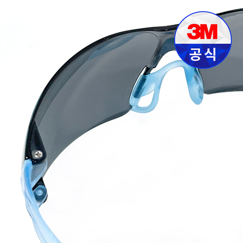 3M SF 302 SGAF 보안경 눈 보호 안전 안티포그 김서림방지 고글 선글라스 실험 과학실 공사장 분진 블랙